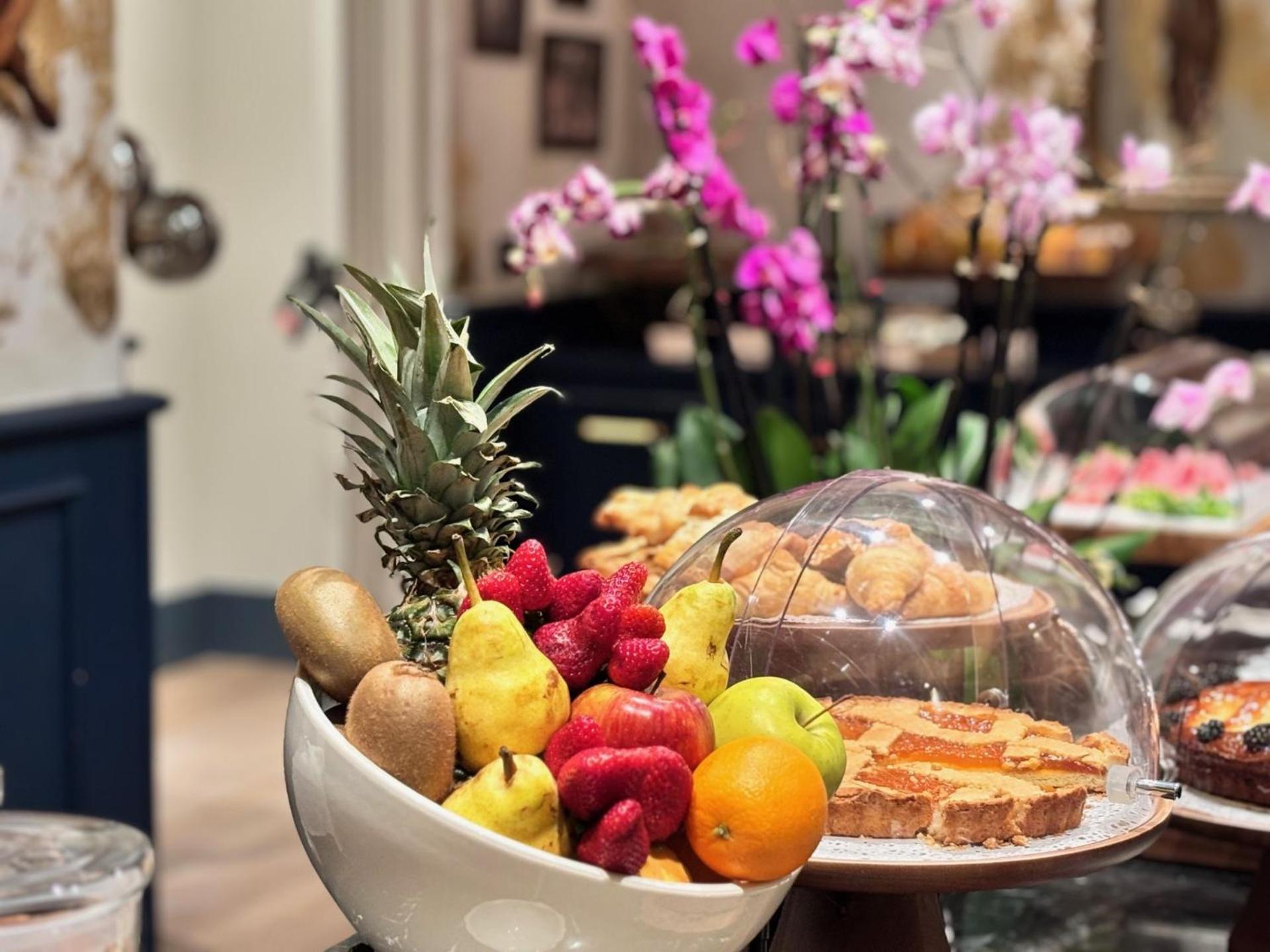 Nemi Hotel มิลาน ภายนอก รูปภาพ